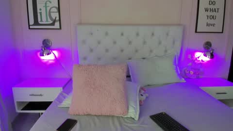 Emily  online show from 12.07.24