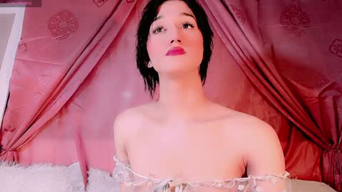 Emely Rous online show from 12.11.24