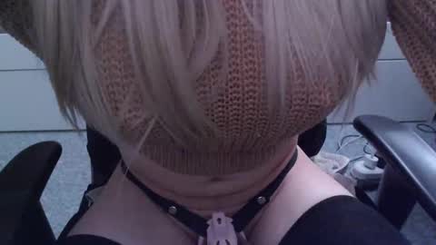 Emely online show from 09.23.25