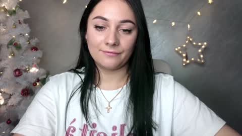 Emely online show from 01.14.25