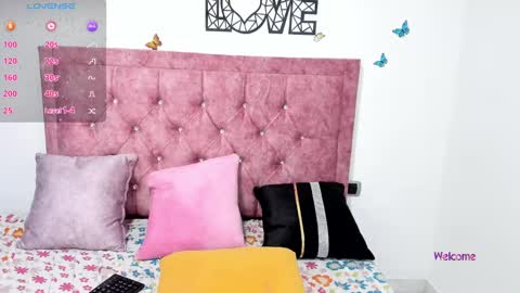 emelyrose_ online show from 12.17.24