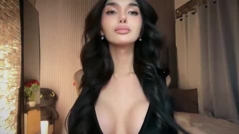 Emerald online show from 04.14.26