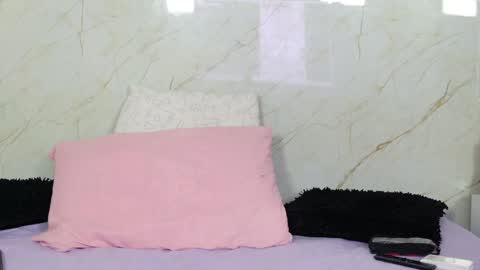 emi_bloom online show from 05.17.26
