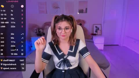 Snapshot of emi_joy chatting on 02.05.25 Emily follow me online show from 02.05.25