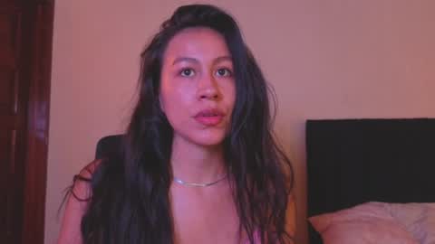 Snapshot of emigomez_ chatting on 07.12.26 Emilia Gomez online show from 07.12.26