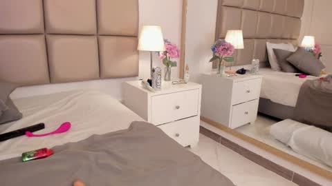 EMILY ROBERTS online show from 03.05.25