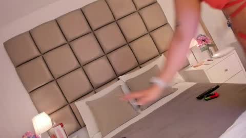 EMILY ROBERTS online show from 03.10.25