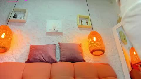 Emily online show from 10.02.25