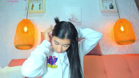 Emily online show from 10.03.25