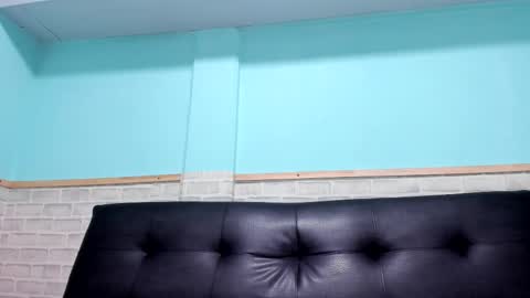 Emily online show from 10.05.25