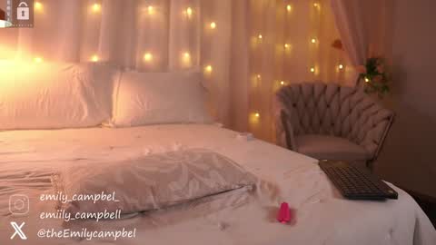 Snapshot of emiilycampbell chatting on 12.22.24 Emily Campbell online show from 12.22.24