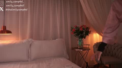 Snapshot of emiilycampbell chatting on 10.03.25 Emily Campbell online show from 10.03.25