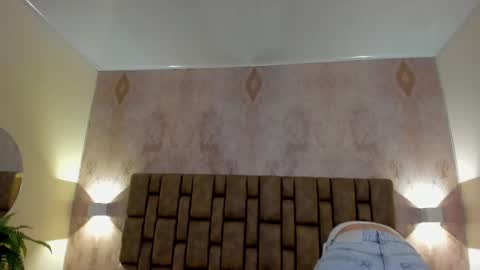    online show from 03.01.25