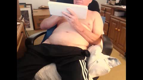 Snapshot of emil_karpo chatting on 02.10.25 Terrance1st online show from 02.10.25