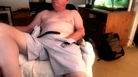 Snapshot of emil_karpo chatting on 09.25.25 Terrance1st online show from 09.25.25