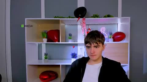 Snapshot of emil_lucky chatting on 02.14.26 emil_lucky online show from 02.14.26