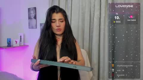 emilayton_ online show from 01.24.25