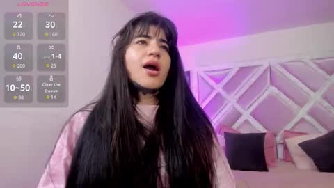 emilayton_ online show from 10.23.25