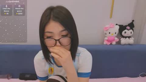 Emili online show from 02.12.25