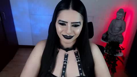 Snapshot of emili_evans_ chatting on 07.14.26 POWERFULL GODDESS EMILI online show from 07.14.26