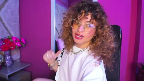 Emy  online show from 09.10.25