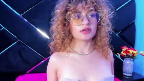 Emy  online show from 09.18.25