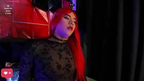 Snapshot of emili_roux chatting on 09.30.25 Emili roux online show from 09.30.25