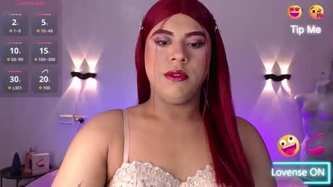 Snapshot of emili_roux chatting on 11.02.25 Emili roux online show from 11.02.25