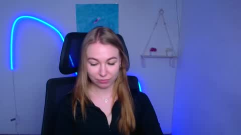 Emilia online show from 02.05.26