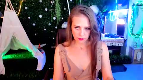 Snapshot of emiliabedy chatting on 07.17.26 Emilia Bedy online show from 07.17.26