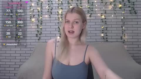 Snapshot of emiliaduchess chatting on 02.27.25 Amili online show from 02.27.25