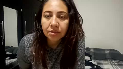 emiliany layla perez online show from 01.04.25