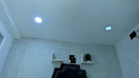 Snapshot of emiliarose_ chatting on 09.21.25 EmiliaRose online show from 09.21.25