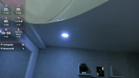 Snapshot of emiliarose_ chatting on 10.07.25 EmiliaRose online show from 10.07.25