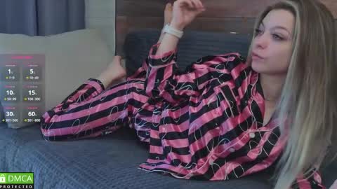 emilielong online show from 04.17.26