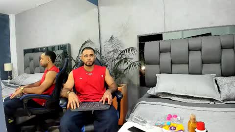 Snapshot of emilio_brandon chatting on 09.20.25 Emilio online show from 09.20.25