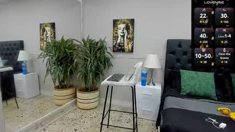 Snapshot of emilio_brandon chatting on 10.20.25 Emilio online show from 10.20.25