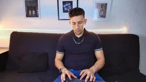 Snapshot of emiliocum_24 chatting on 06.17.26 EMILIOCUM online show from 06.17.26