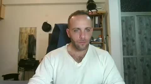 EmilioZem8 online show from 12.28.24