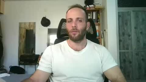 EmilioZem8 online show from 01.10.25