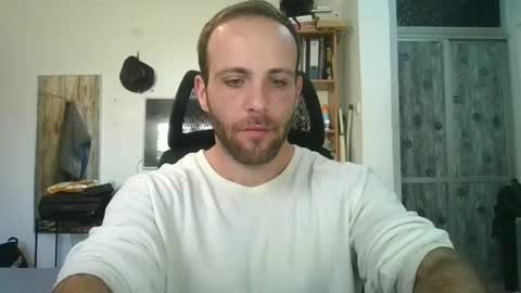 EmilioZem8 online show from 01.31.25