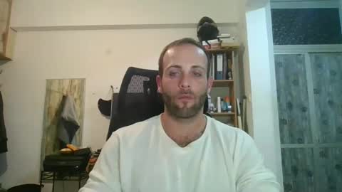 EmilioZem8 online show from 01.31.25