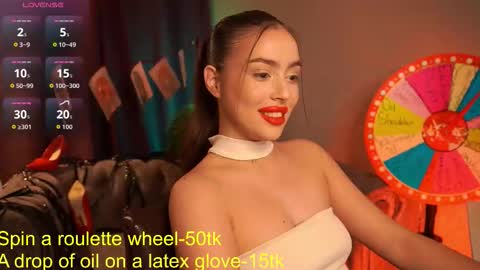  Emiliya  online show from 09.21.25