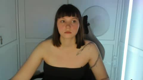 Emmi online show from 06.11.26
