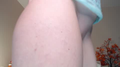Snapshot of emilly_angel chatting on 12.25.24 Emily online show from 12.25.24
