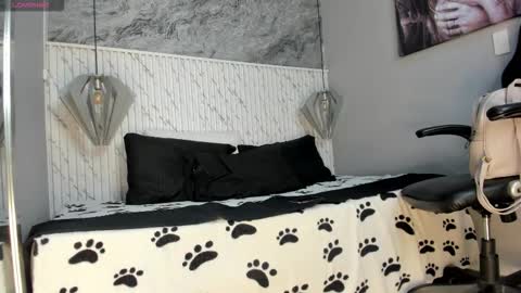 emilly_mell online show from 09.15.25