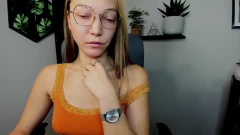 Emilly online show from 12.13.24