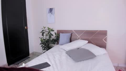 .  . online show from 12.21.25