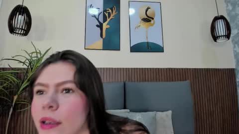 Snapshot of emillyharper_ chatting on 09.19.25 emillyharper_ online show from 09.19.25