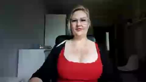EmillyLove online show from 06.16.26
